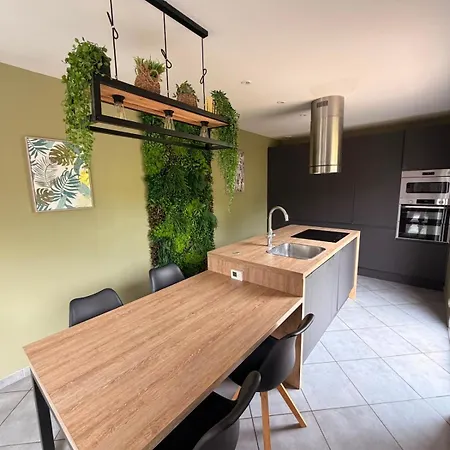 Avec Piscine Villa *